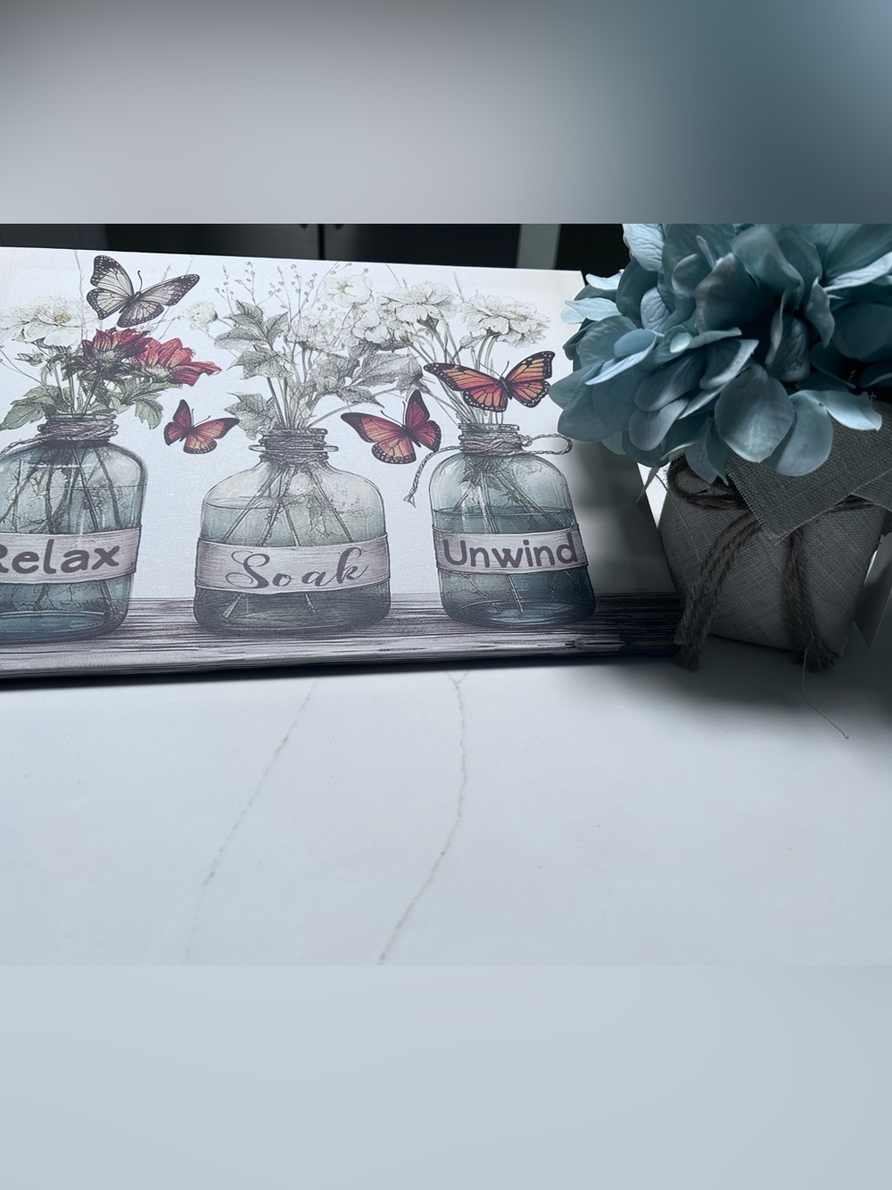 Canvas Bathroom Wall Frame & Burlap Flowers